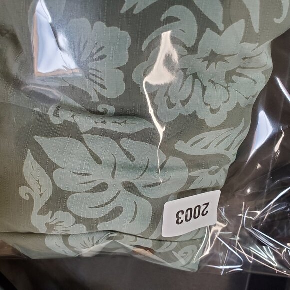 Tommy Bahama 100% Silk Men's Hawaiian Camp Shirt Large Green Floral Size L - Picture 7 of 7